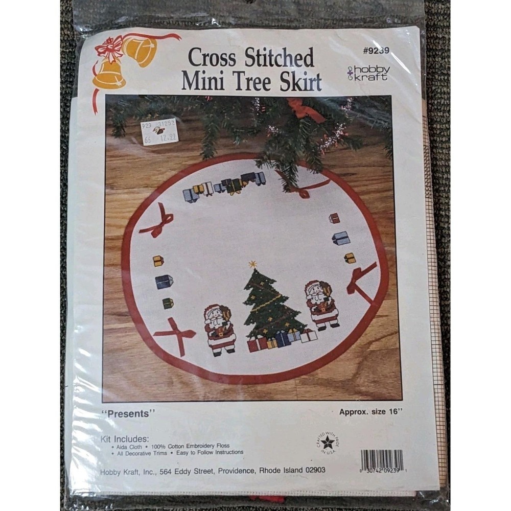 Vtg Hobby Kraft Santa Presents 16" Mini Tree Skirt Cross Stitch Kit Christmas